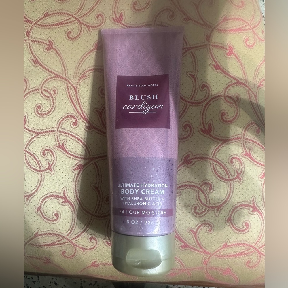 Blush Cardigan Body Cream